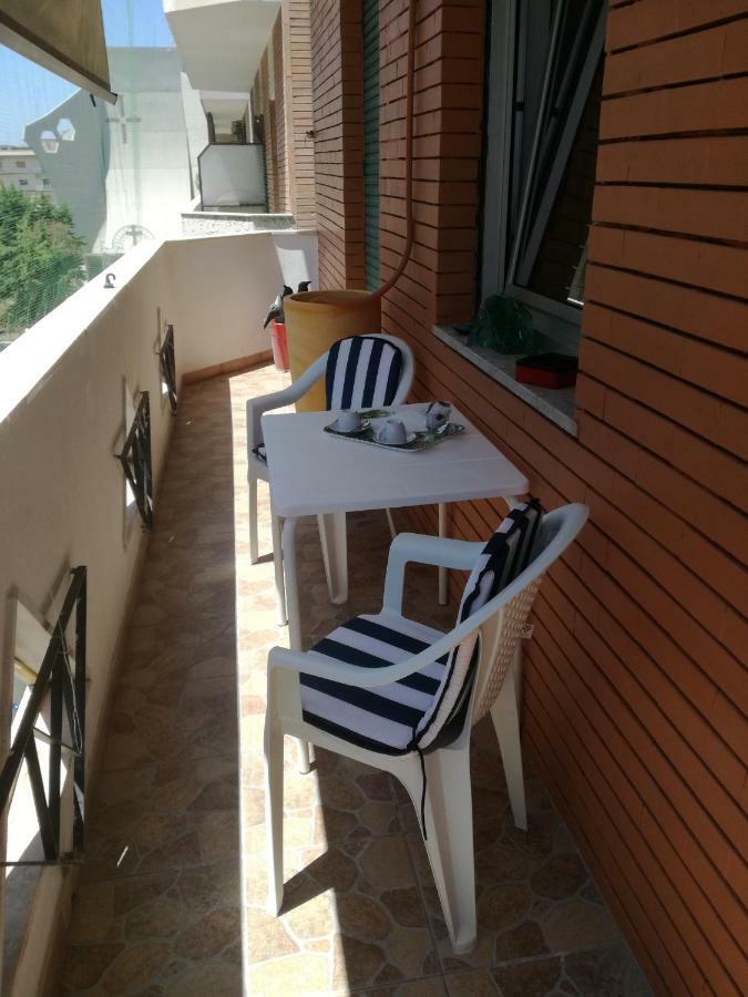 1964 Apartman Bari Kültér fotó