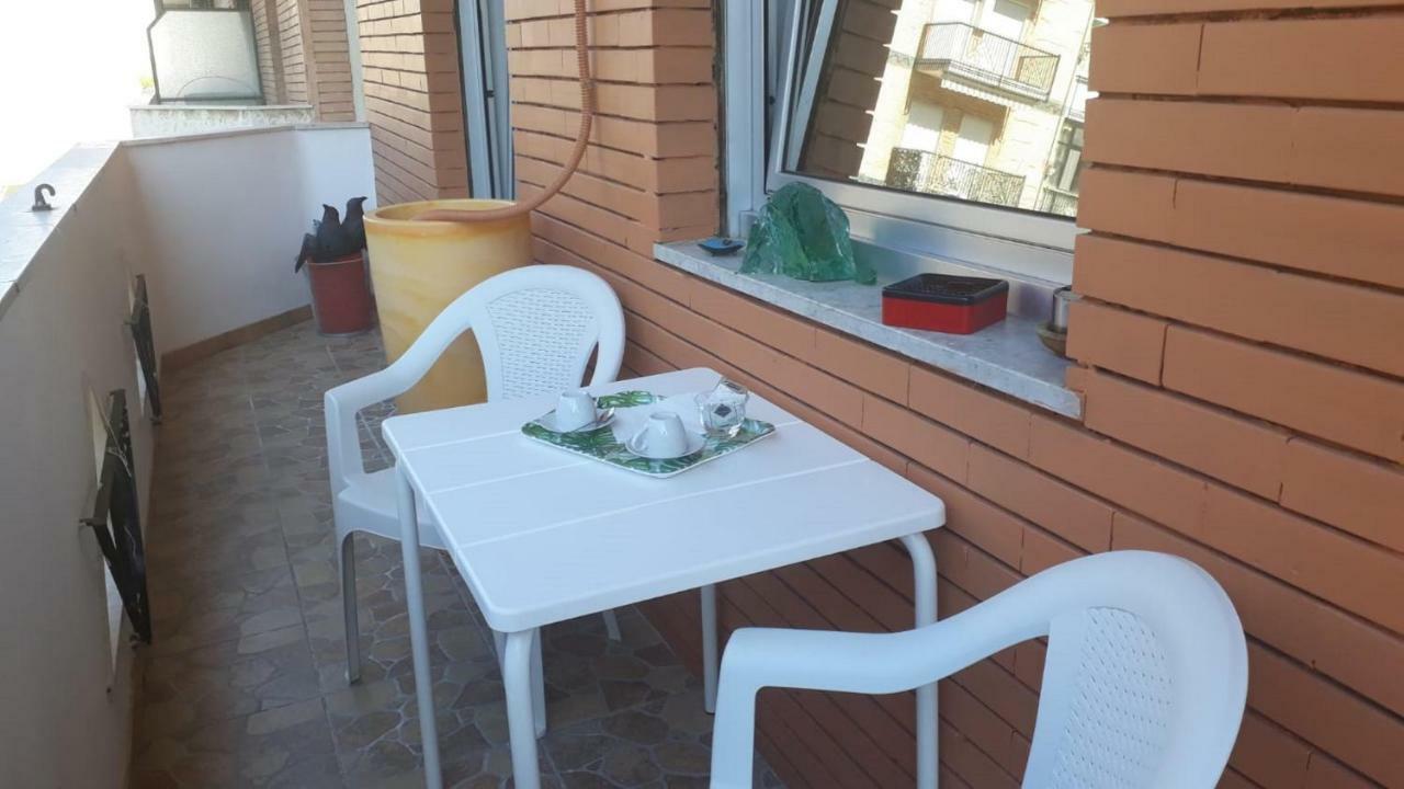 1964 Apartman Bari Kültér fotó